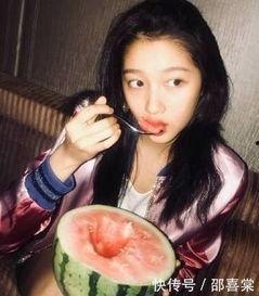 娱乐圈吃瓜关晓彤图片